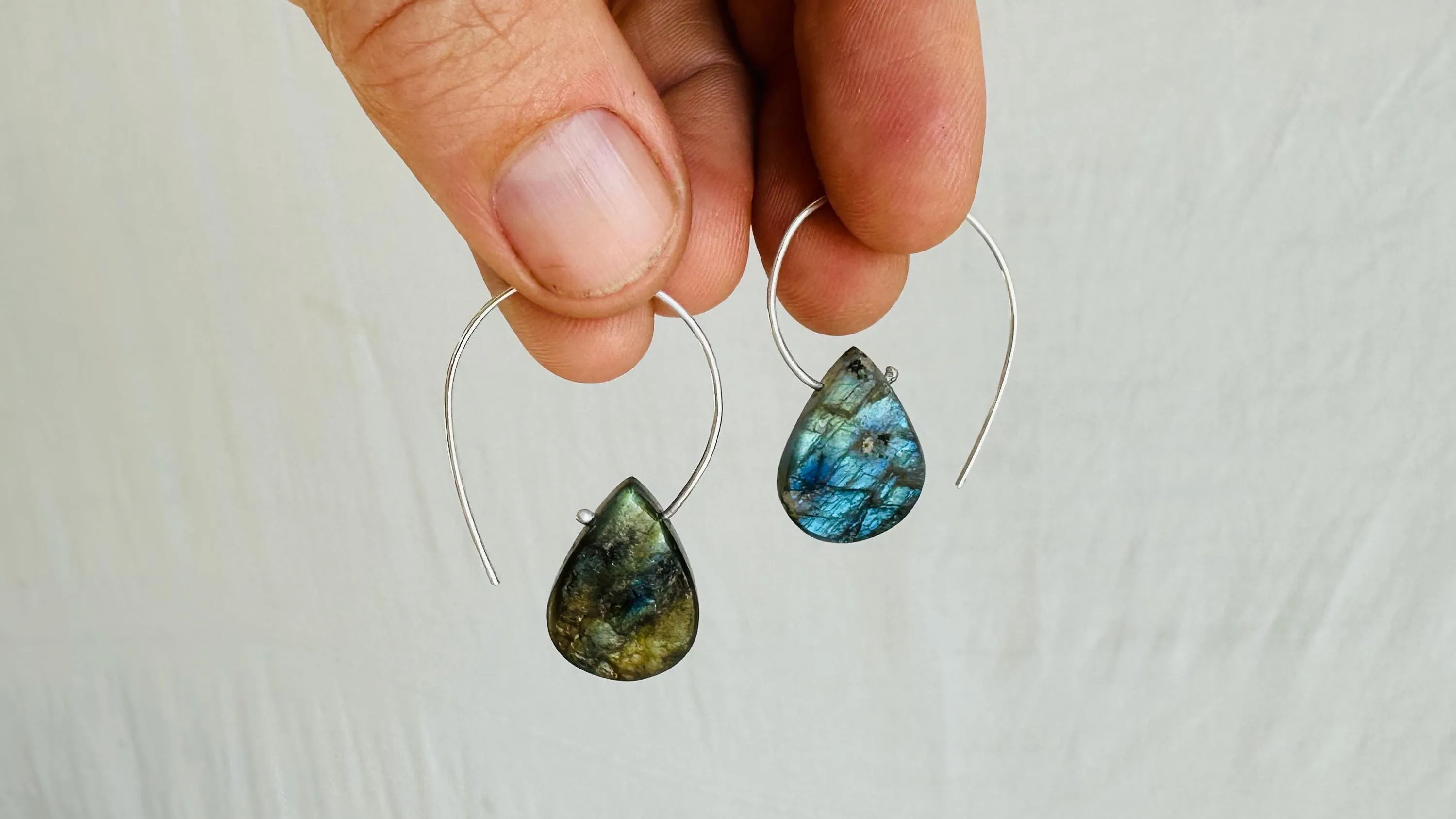 Labradorite Earrings. Sterling Silver. 0668