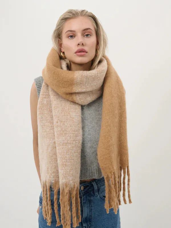 Libby Fluffy Scarf